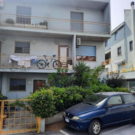 Casamarina Apartment Марина ди Монтемарчано Екстериор снимка